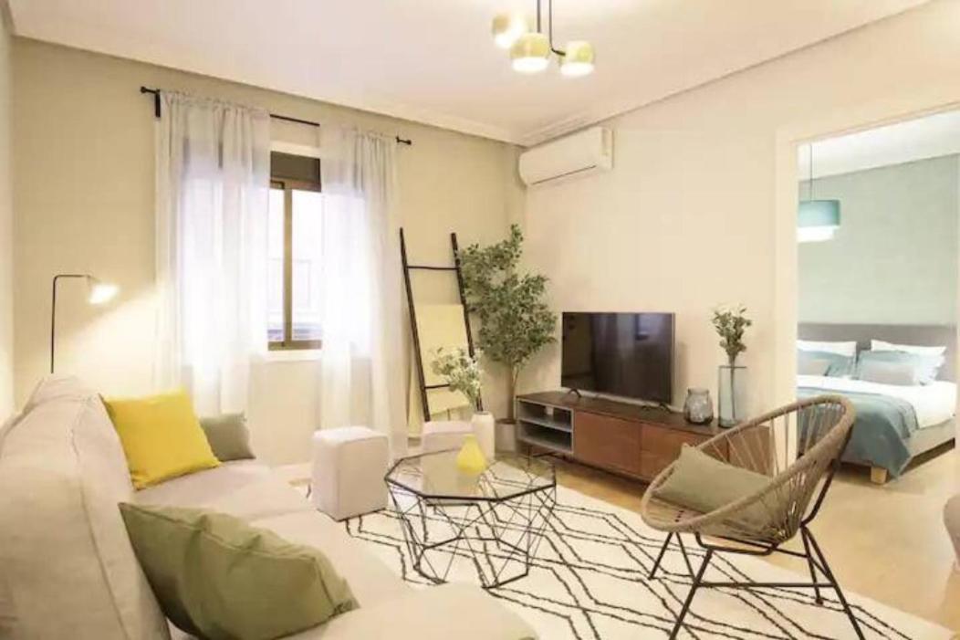 Guestready - Un Moderno Apartamento A Un Paso De La Plaza Mayor Madrid Exterior photo