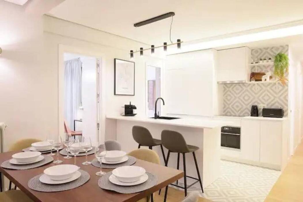 Guestready - Un Moderno Apartamento A Un Paso De La Plaza Mayor Madrid Exterior photo